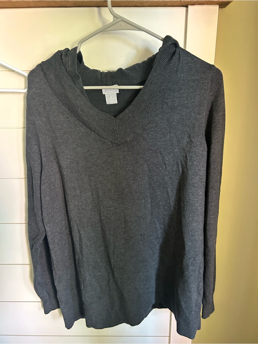 Chico's Charcoal Gray V-Neck Hooded Sweater